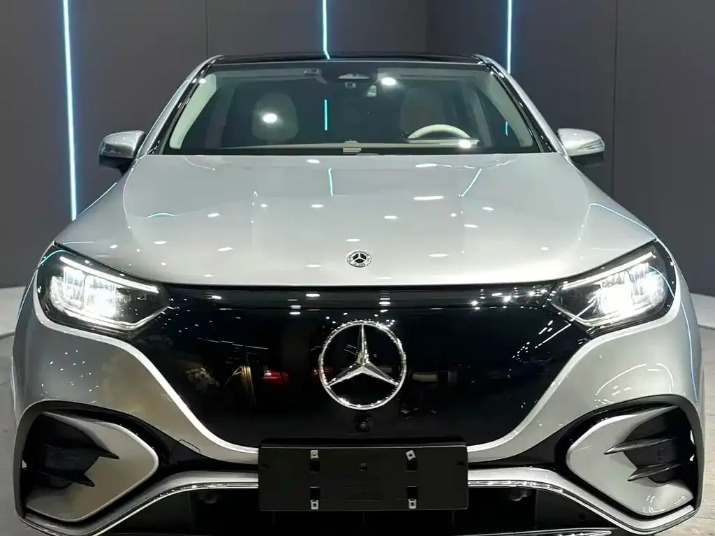 Mercedes-Benz EQE SUV — фото 9