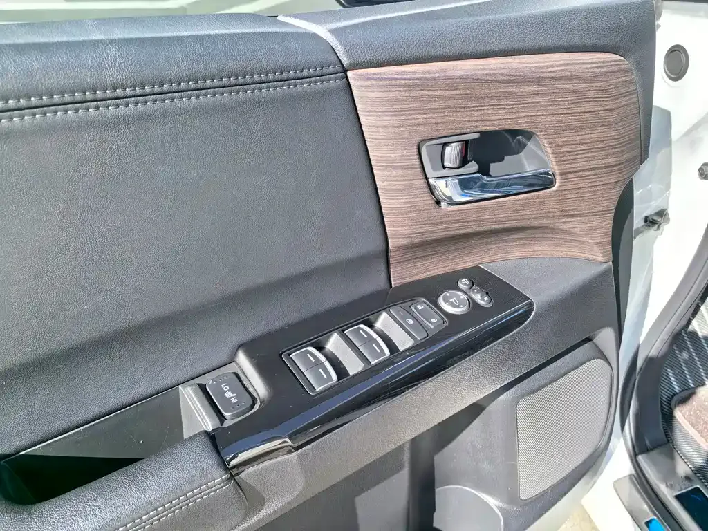 Honda Odyssey — фото 10