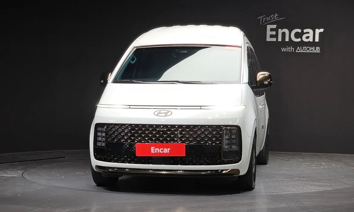 Hyundai Staria — фото 2