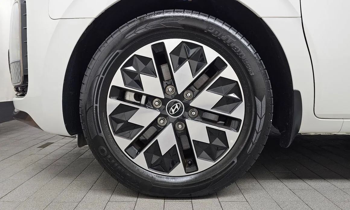 Hyundai Staria — фото 6
