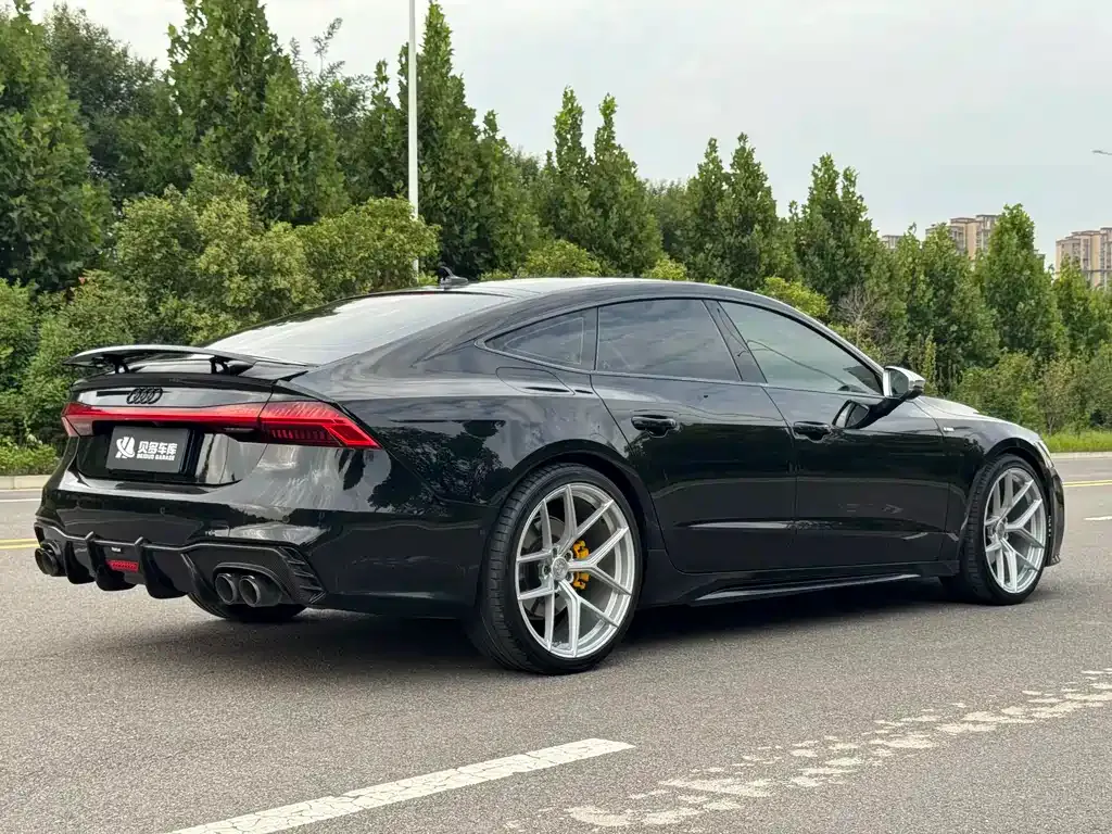 Audi A7 — фото 2