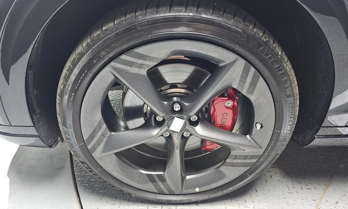 Genesis GV70 — фото 9