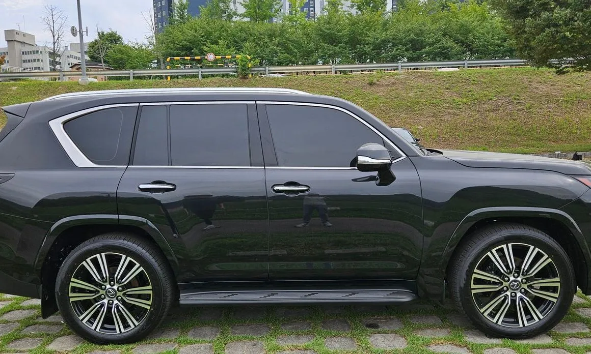 Lexus LX — фото 3