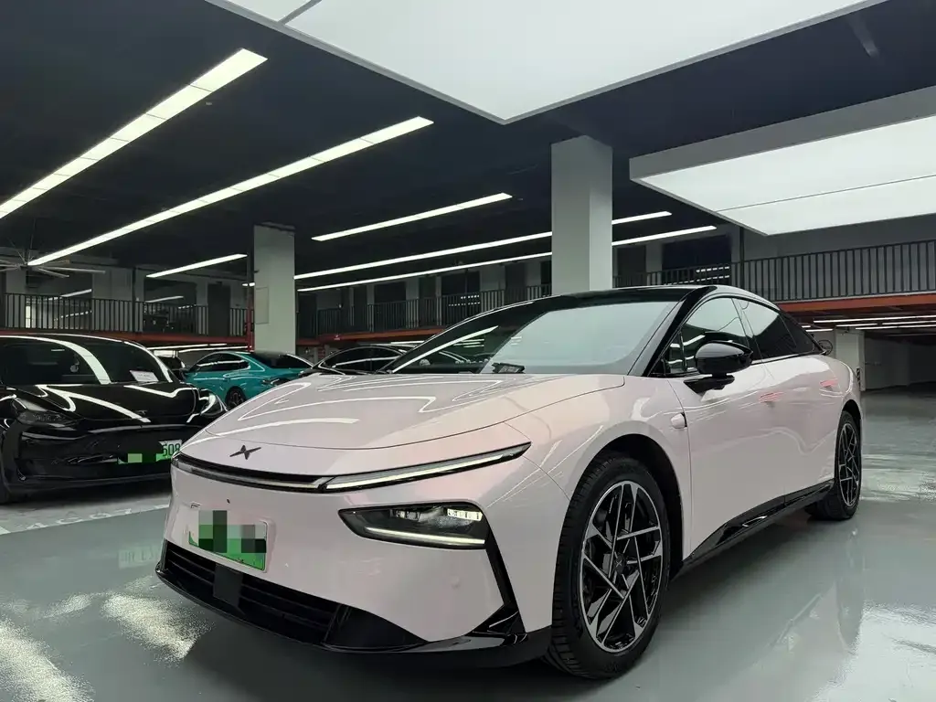 XPeng P7+ — фото 1