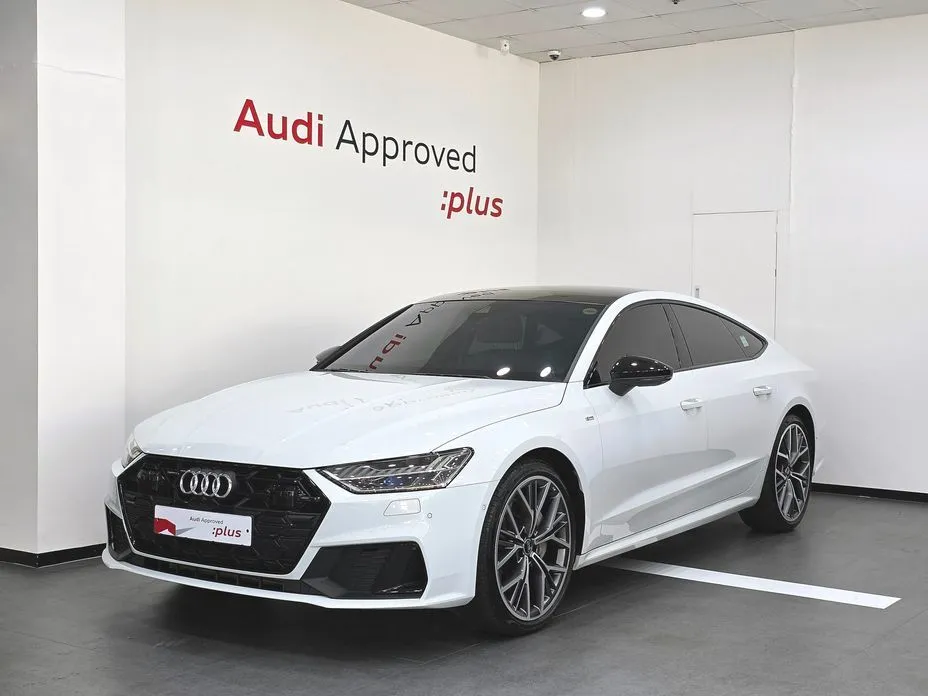 Audi A7 — фото 1