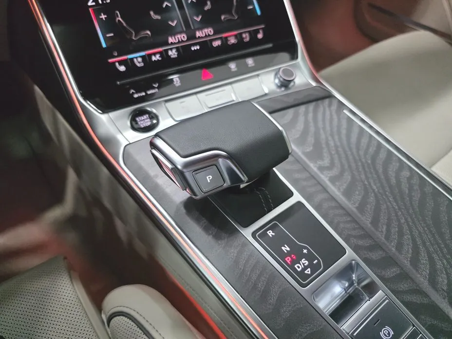 Audi A7 — фото 9