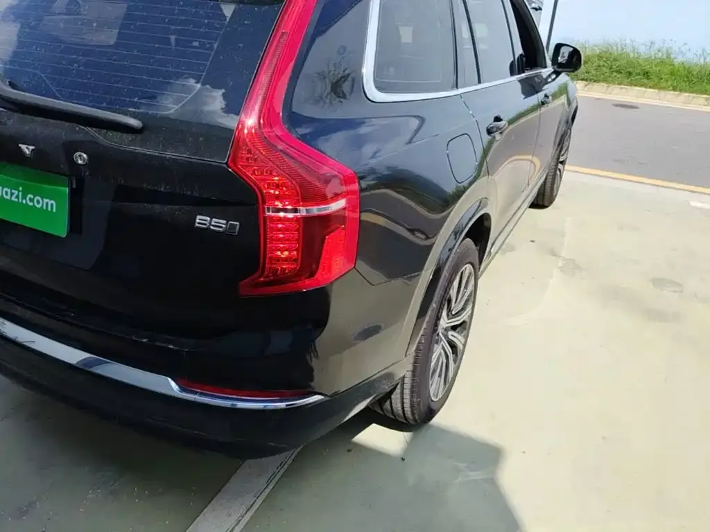 Volvo XC90 — фото 2