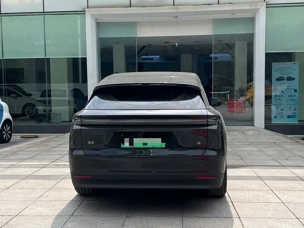 Li Auto Li i6 — фото 2