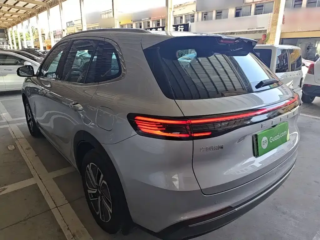 Geely Galaxy Xingjian 7 — фото 10