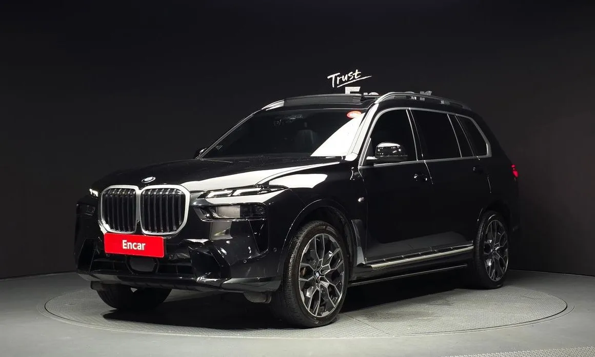 BMW X7 — фото 1