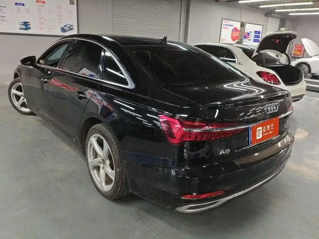 Audi A6L — фото 2