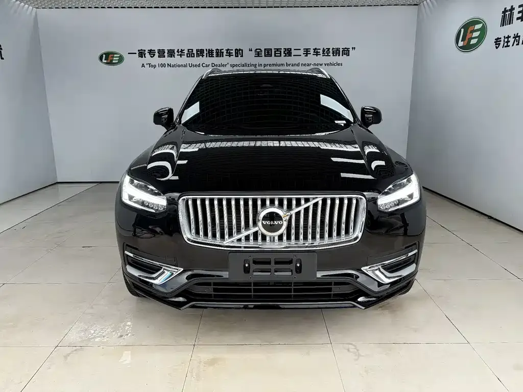 Volvo XC90 — фото 4