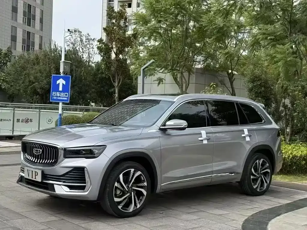 Geely Xingyue L — фото 1