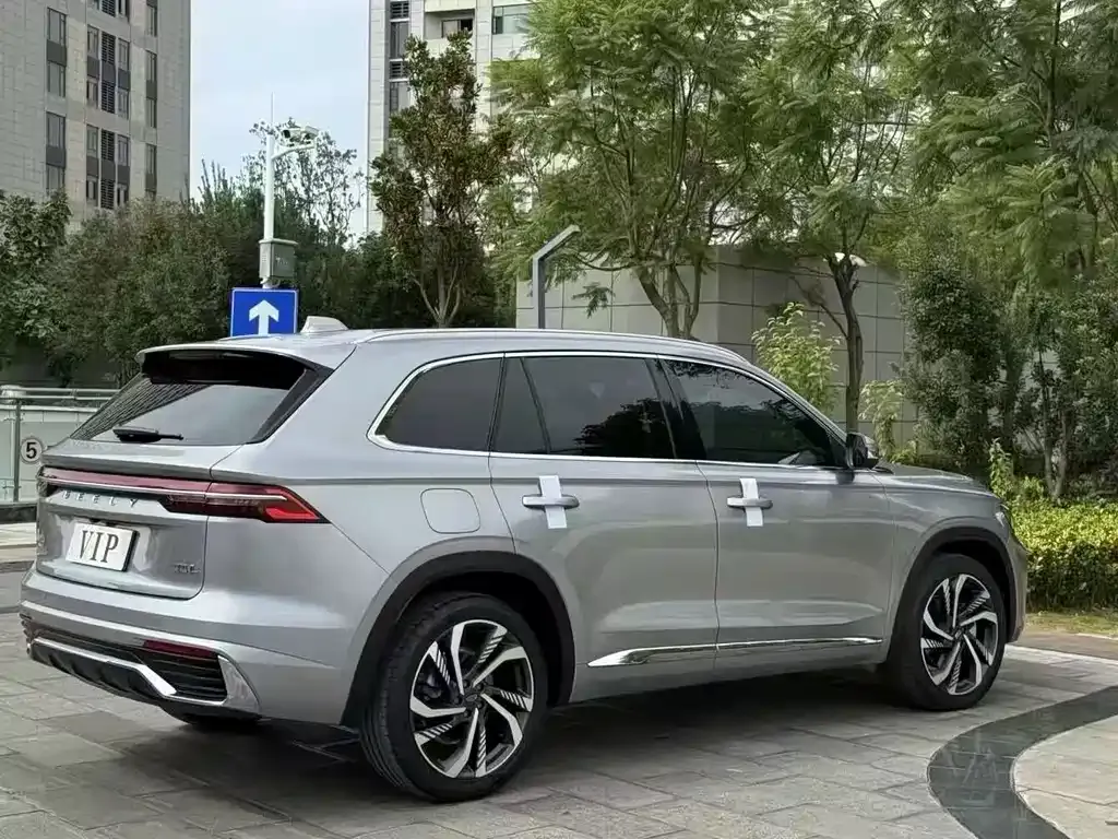 Geely Xingyue L — фото 8