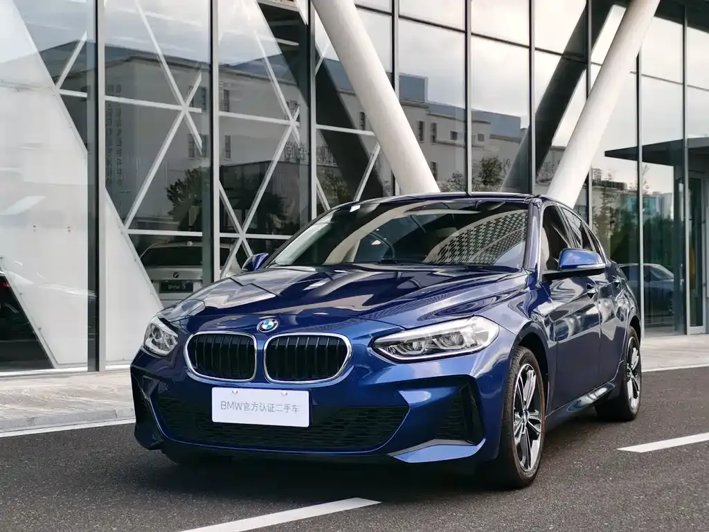 BMW 1 Series — фото 1
