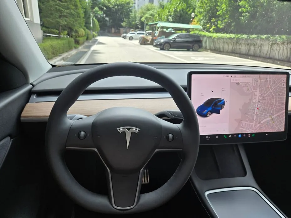 Tesla Model Y — фото 5