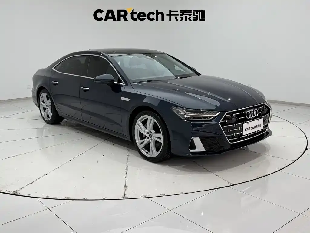 Audi A7L — фото 7