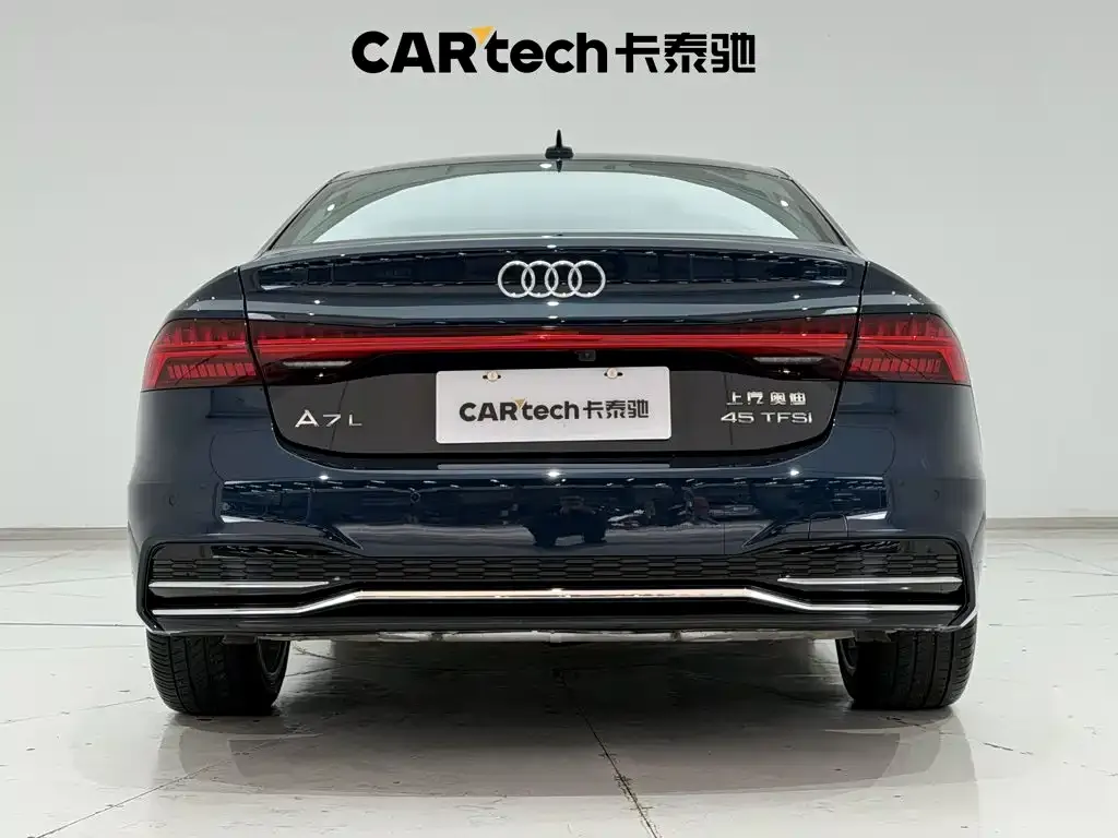Audi A7L — фото 10