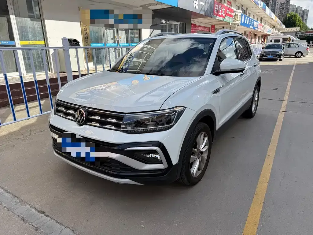 Volkswagen T-Cross — фото 1
