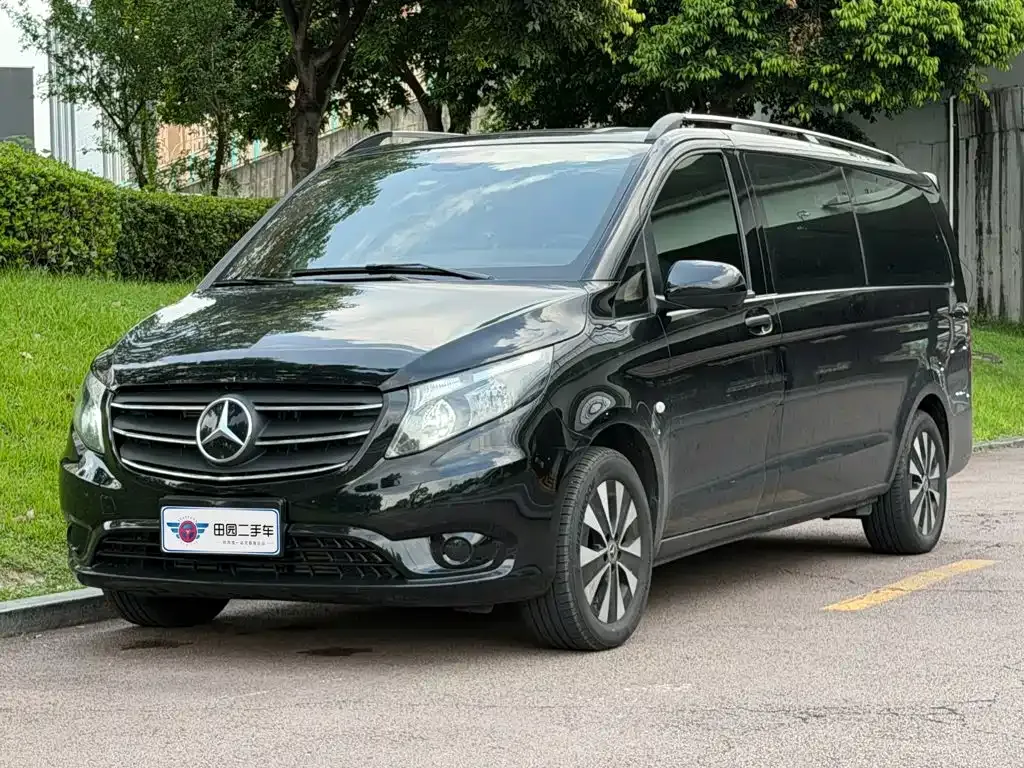 Mercedes-Benz Vito — фото 1