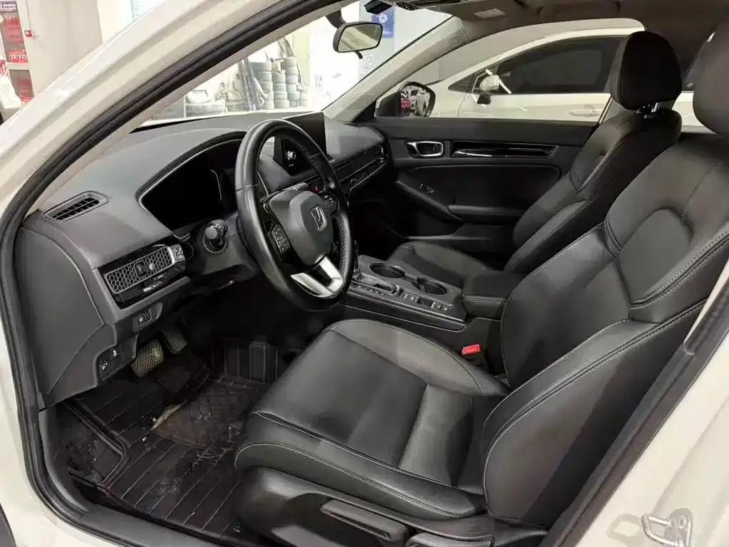 Honda Civic — фото 8