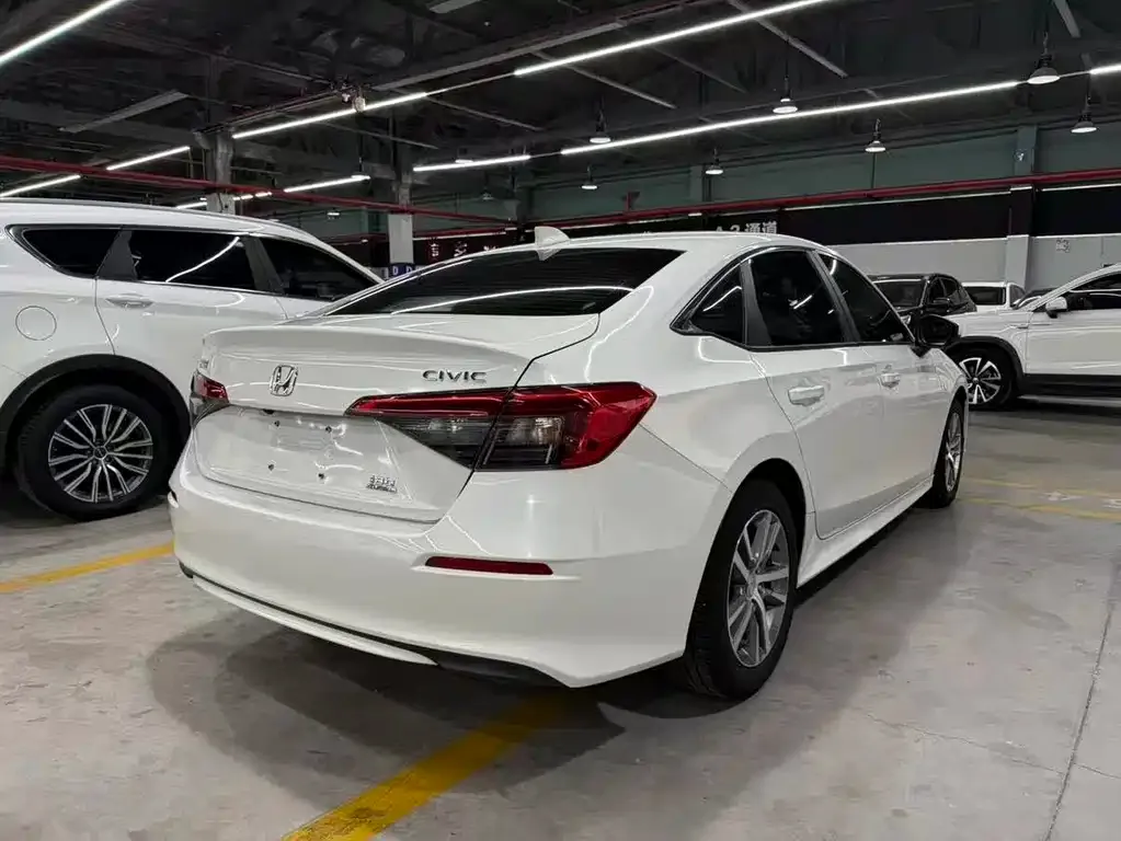 Honda Civic — фото 2