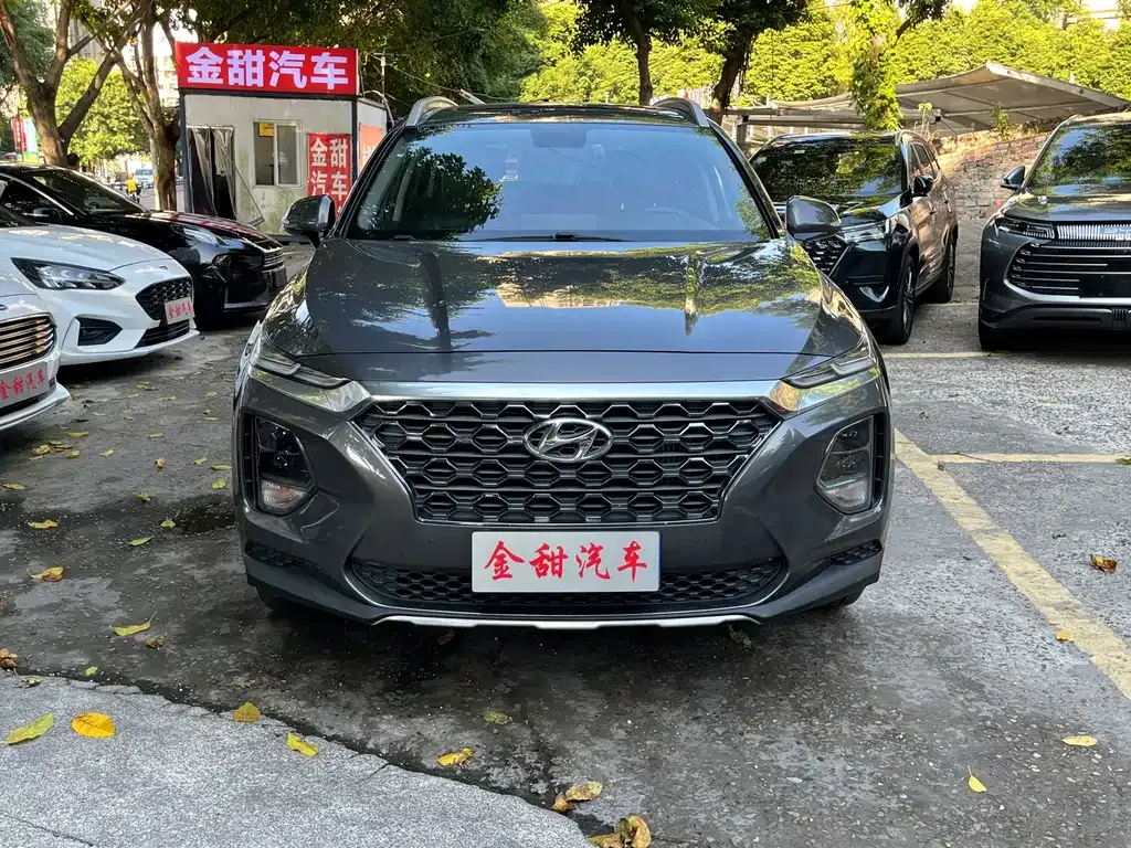 Hyundai Santa Fe — фото 2