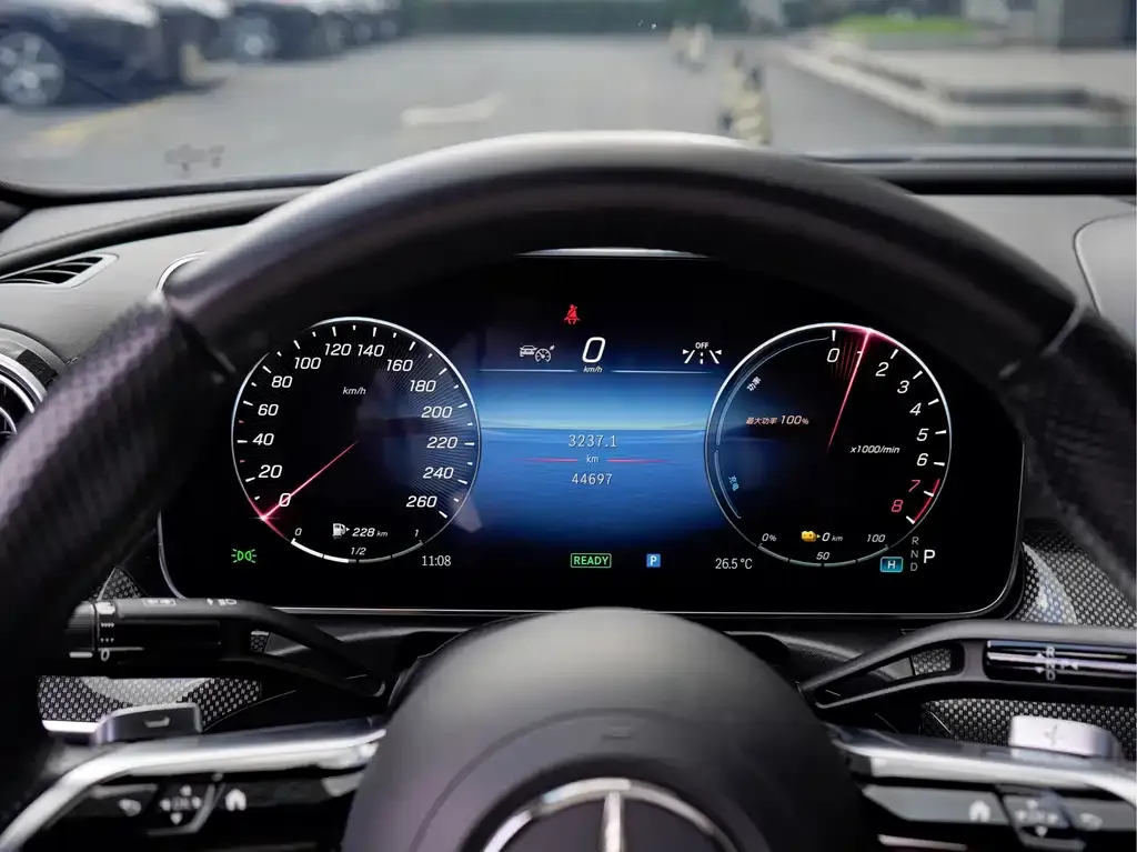 Mercedes-Benz C-Class New Energy — фото 3