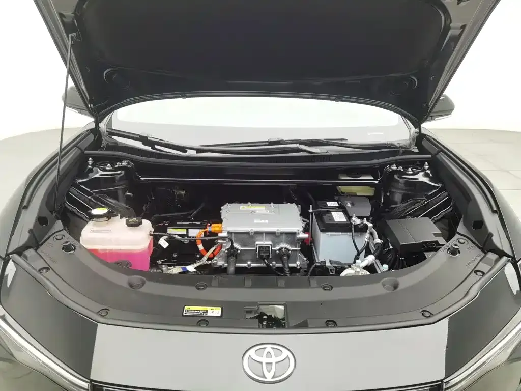 Toyota bZ3 — фото 10