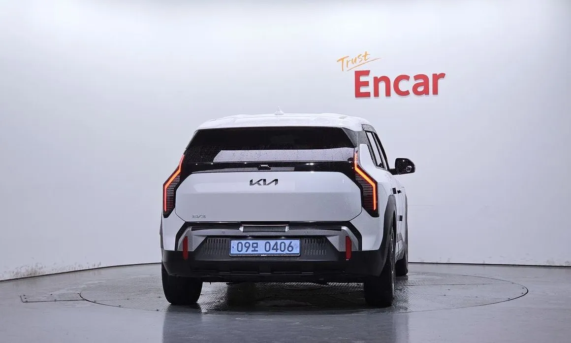 Kia EV3 — фото 6