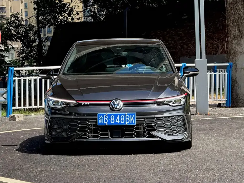 Volkswagen Golf GTI — фото 7