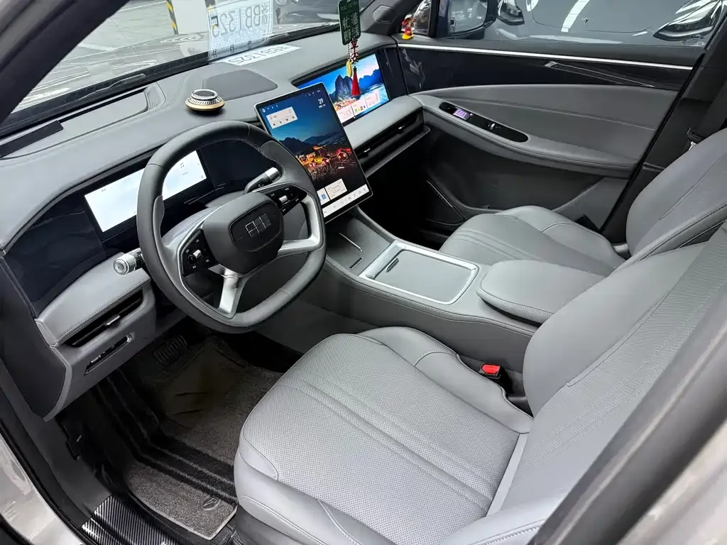 Geely Galaxy L7 — фото 9