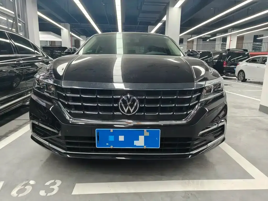 Volkswagen Passat — фото 9