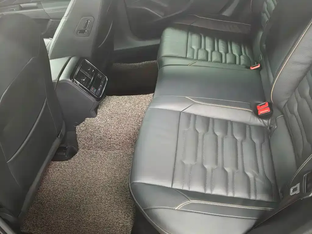 Volkswagen Passat — фото 2