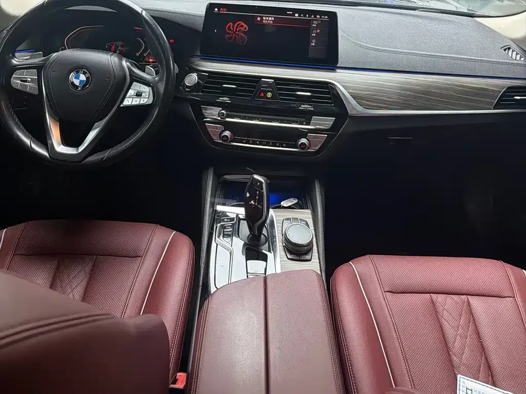 BMW 5 Series — фото 3