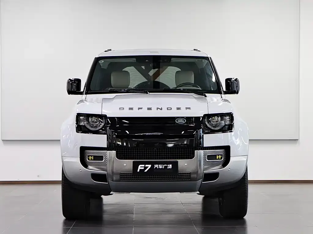 Land Rover Defender — фото 4