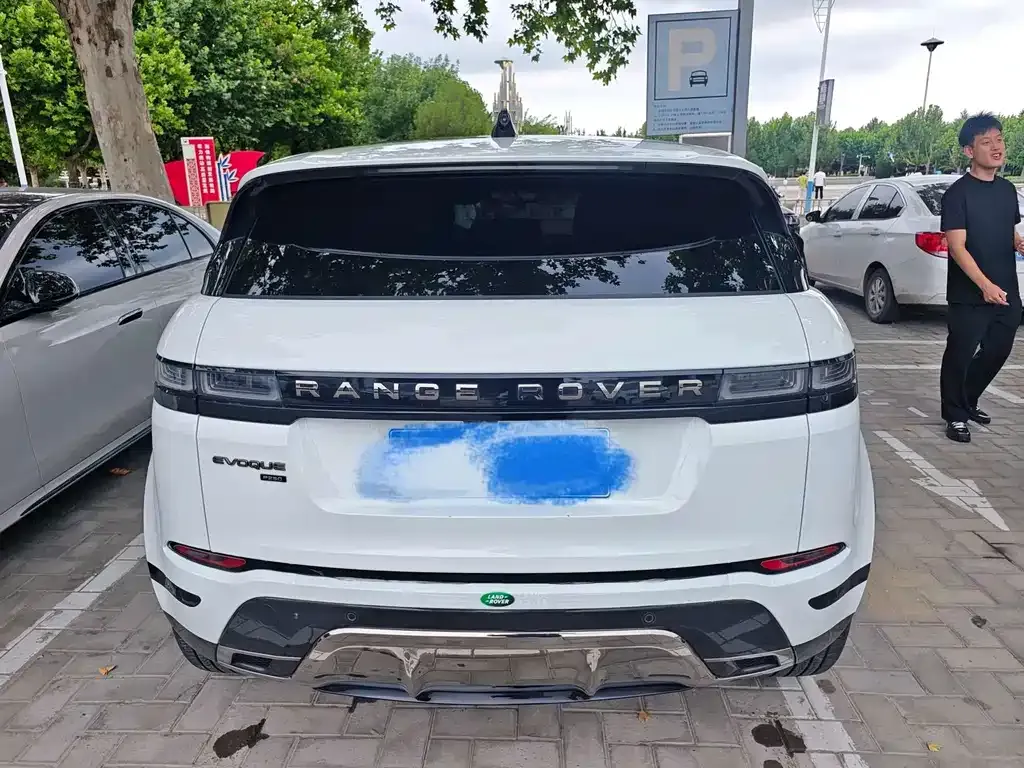 Land Rover Evoque — фото 6
