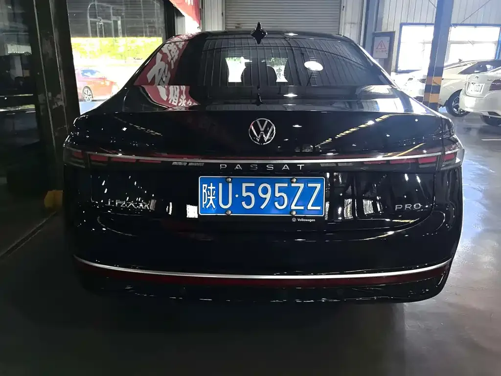 Volkswagen Passat — фото 3