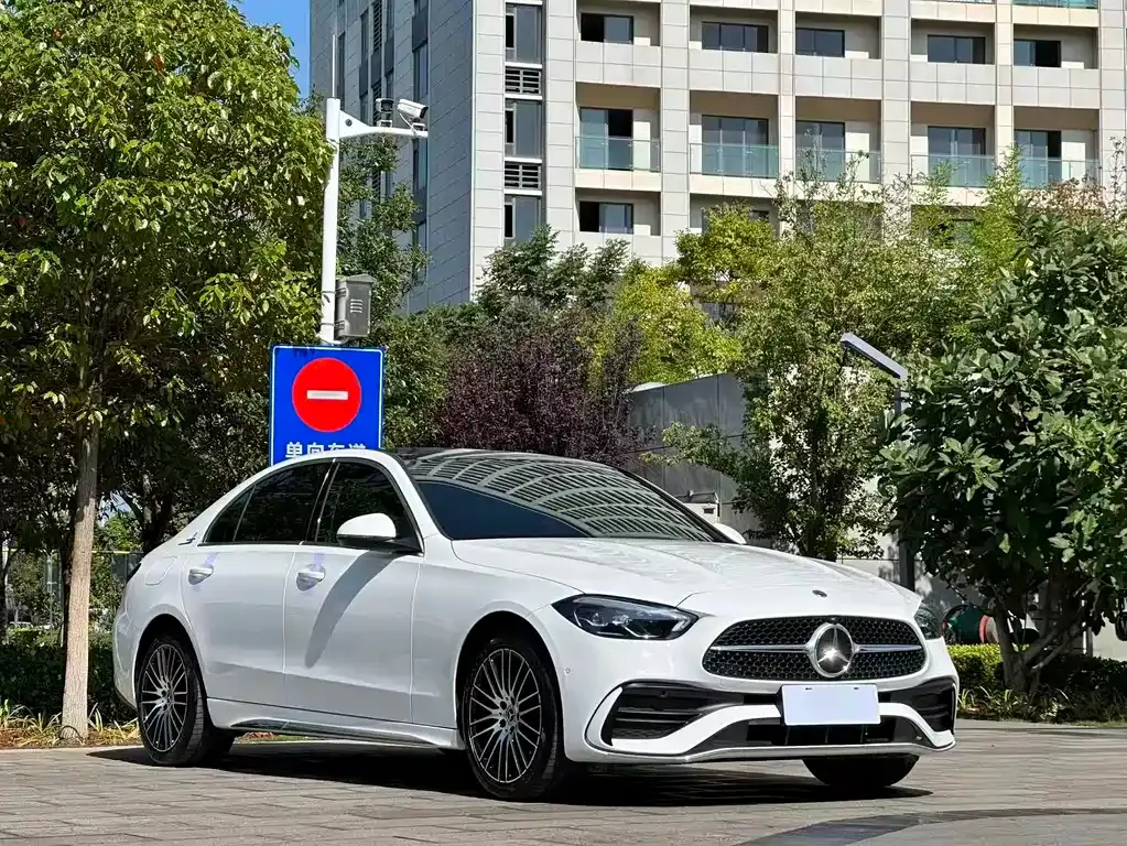 Mercedes-Benz C-Class — фото 6