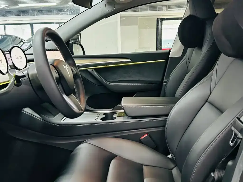 Tesla Model Y — фото 4