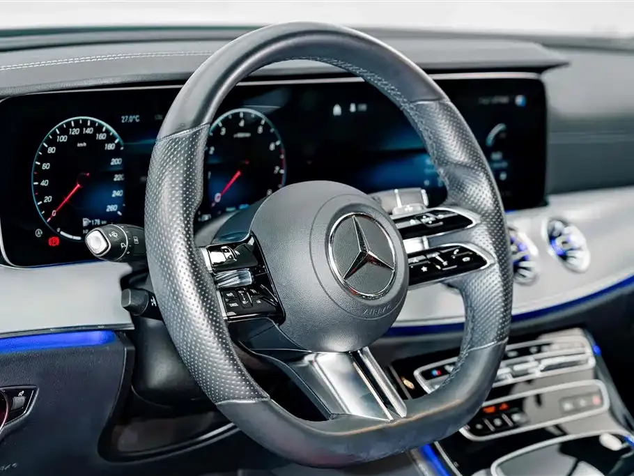 Mercedes-Benz E-Class (Import) — фото 8