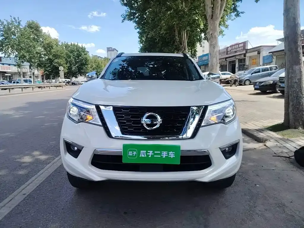 Nissan Terra — фото 2