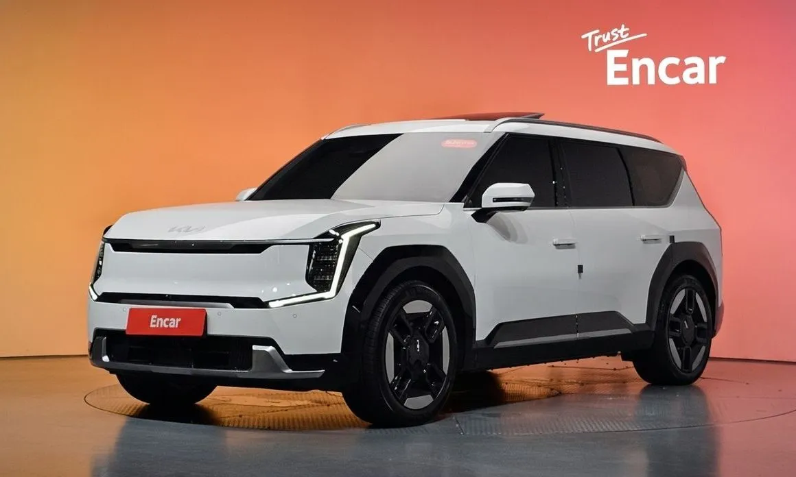 Kia EV9 — фото 1