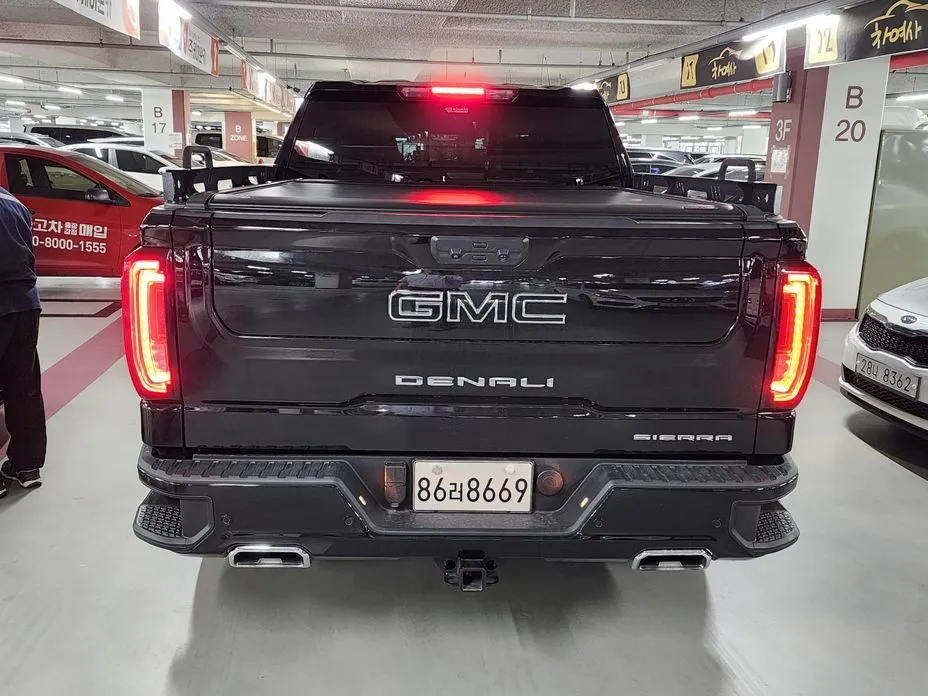 GMC Sierra — фото 6