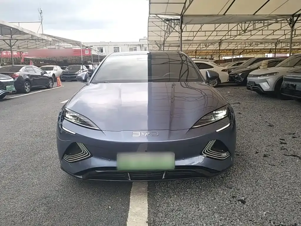 BYD Seal — фото 4
