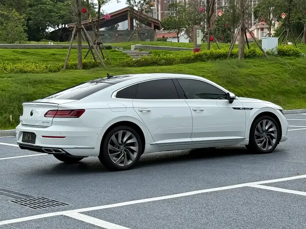 Volkswagen CC — фото 5