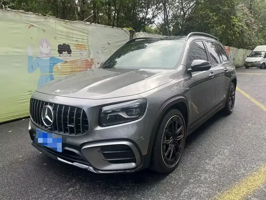 Mercedes-Benz GLB AMG — фото 1