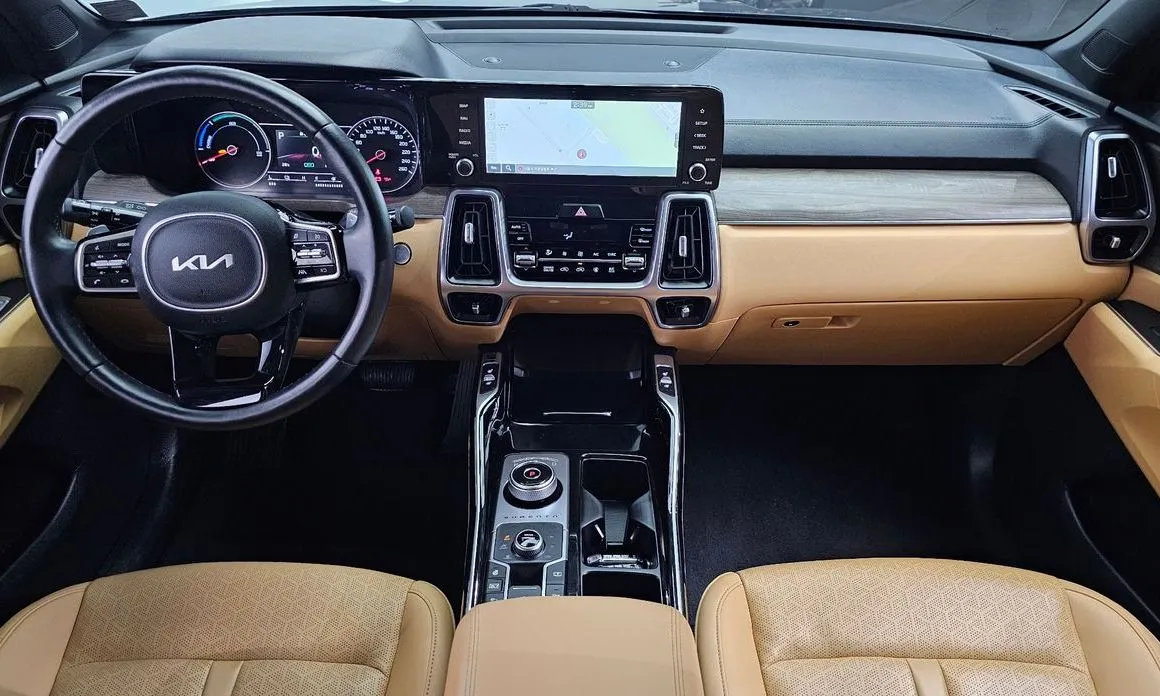 Kia Sorento — фото 8