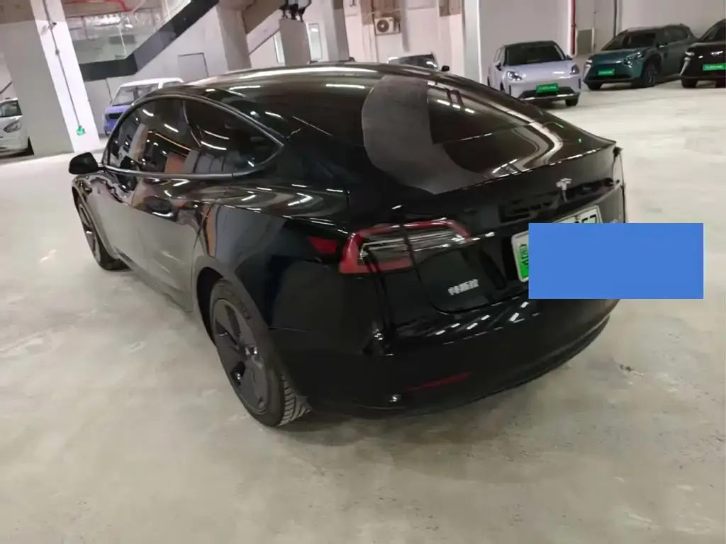 Tesla Model 3 — фото 6