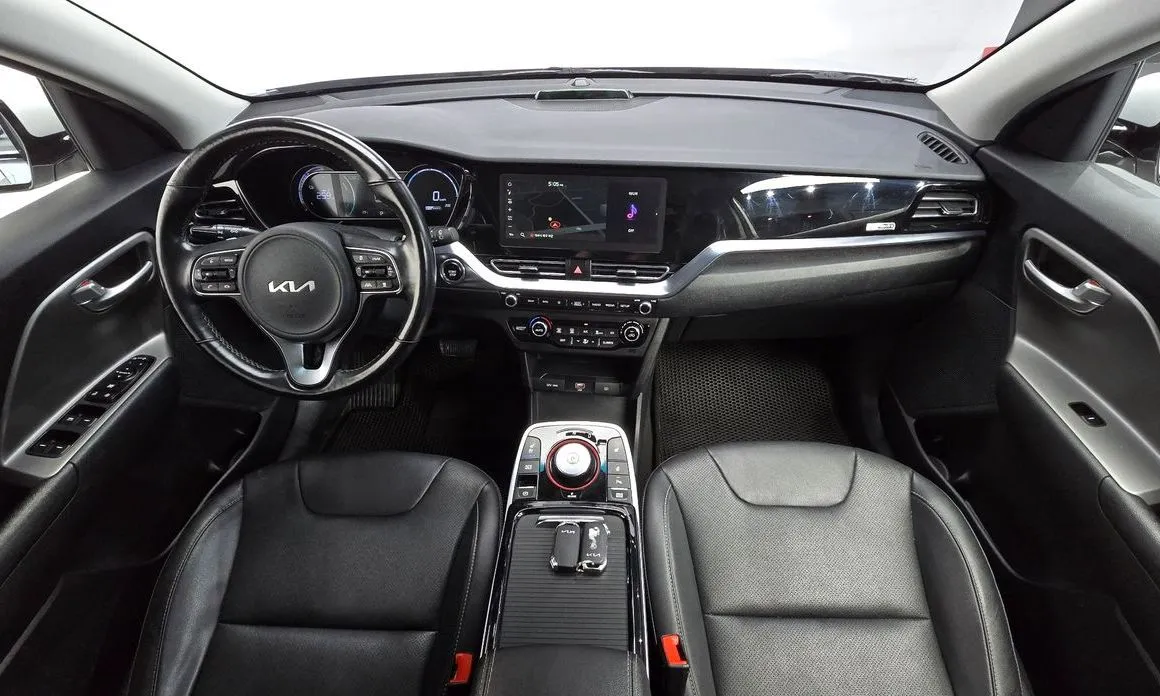 Kia Niro — фото 8